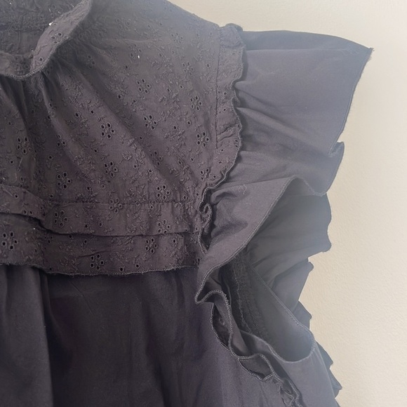 Willa Story Ruffle Eyelet Lace Blouse Size Large - Picture 4 of 6